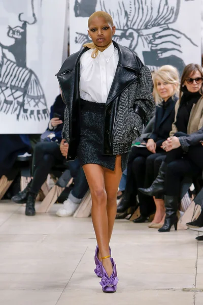 Look 47